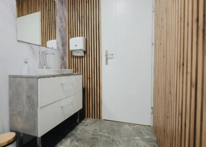 Jadwigii - 24h Self Check-in * 波兹南