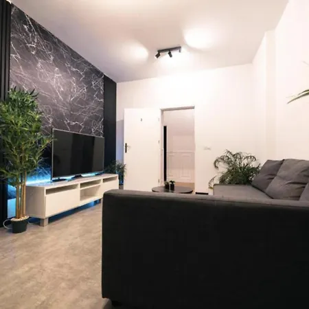 Jadwigii - 24h Self Check-in Hostel